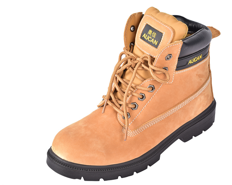 安全鞋在钢包头的作用特性